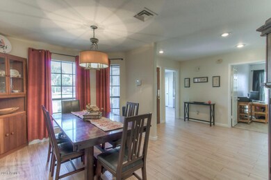Living Room (10)-SMALL
