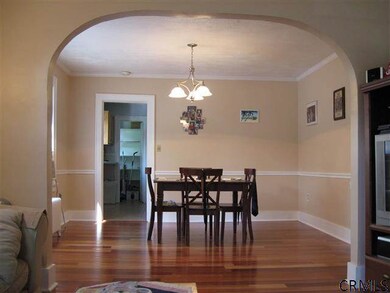 Check out those floors!