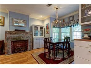 Breakfast Room.