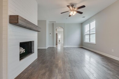 1310 Oakcrest Dr, Providence Village, TX 76227 - photo 2