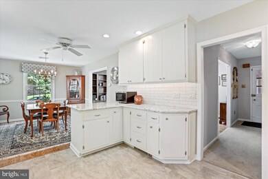 55 Woodstock Dr, Newtown, PA 18940 - photo 7