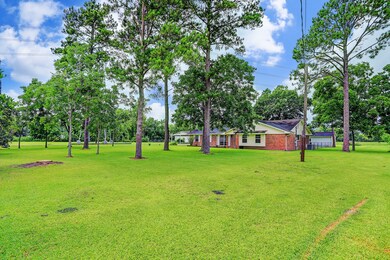 17102 Herridge Rd unit 827, Pearland, TX 77584 - photo 3