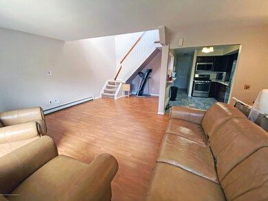 181A Lamped Loop unit 44, Staten Island, NY 10314 - photo 5