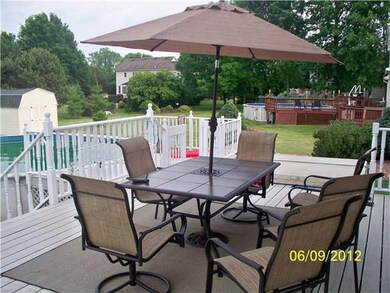 Patio/Deck Enjoy your summer days out in your pool