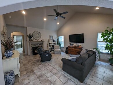 240 Greathouse Village, Decatur, TX 76234 - photo 7