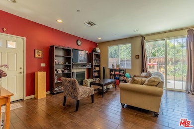 15037 Roxford St unit 14, Sylmar, CA 91342 - photo 2