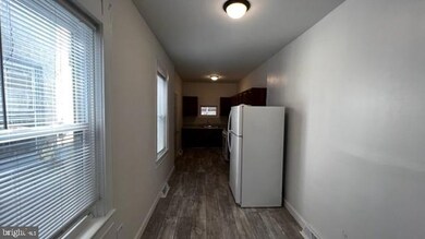 1052 Pike St, Reading, PA 19604 - photo 4