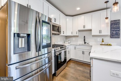 908 Quincy St NE unit 4, Washington, DC 20017 - photo 3