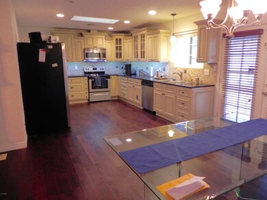 Kitchen/Dining