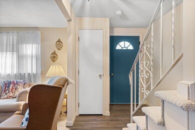 40 Vine St unit R, Randolph, MA 02368 - photo 2