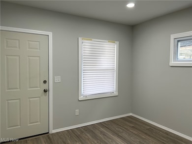 15630 Holmes Ave unit Down, Cleveland, OH 44110 - photo 3