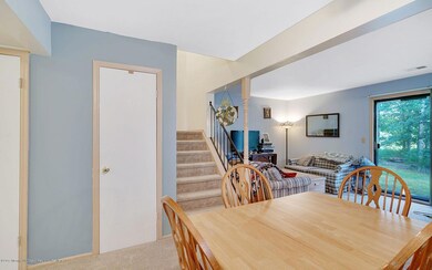 Open floorplan w/ great flow