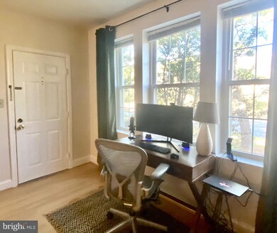 unlisted-address, Arlington, VA 22201 - photo 6