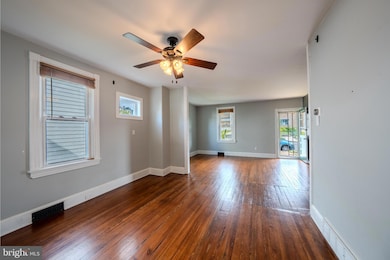 404 Center St, Kennett Square, PA 19348 - photo 7