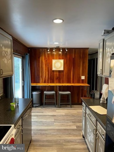 2741 Tattoo Dr, Chambersburg, PA 17202 - photo 4