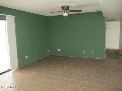 7727 W Cora Ln, Phoenix, AZ 85033 - photo 5