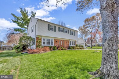 13160 Madonna Ln, Fairfax, VA 22033 - photo 3