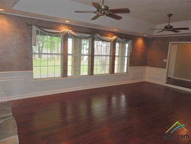 8748 Pleasant Hill Cir, Tyler, TX 75707 - photo 4