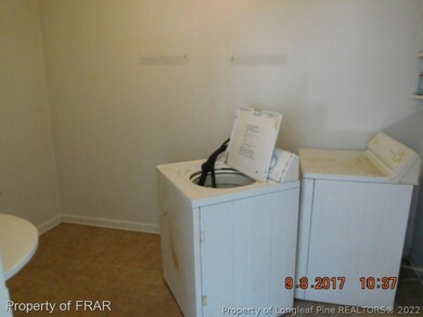 828 Stoneykirk Dr, Fayetteville, NC 28314 - photo 7