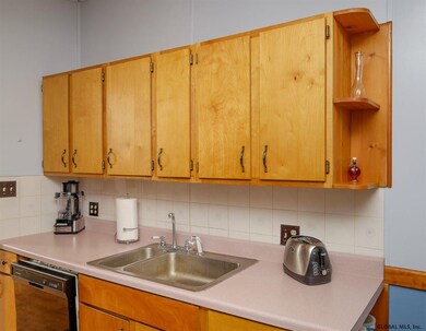 51 Sherwood Dr, Colonie, NY 12210 - photo 2