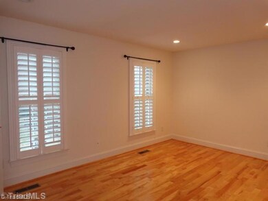 2nd Bedroom.