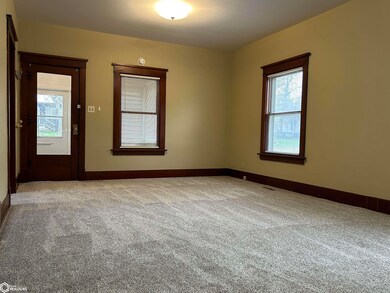 The full-view glass front door is awesome...and a