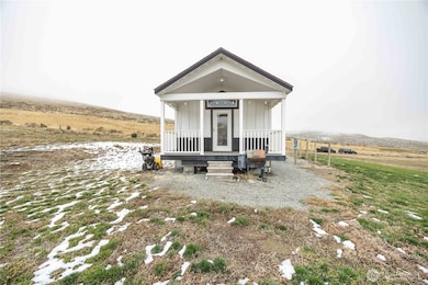 577 Bill Shaw Rd, Pateros, WA 98846 - photo 2