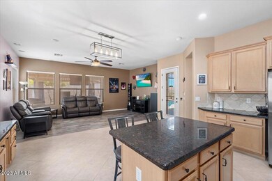 17-Kitchen
