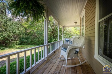 8121 SW 21st St, Topeka, KS 66615 - photo 3