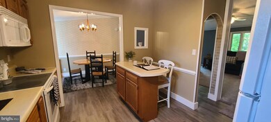 476 Sanders Rd, Dunnsville, VA 22454 - photo 5