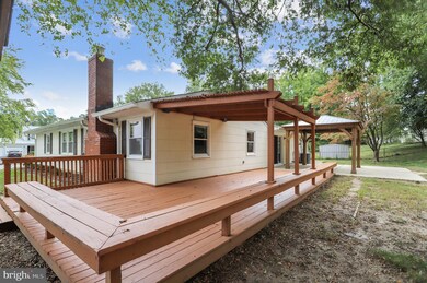 12027 Twin Cedar Ln, Bowie, MD 20715 - photo 4