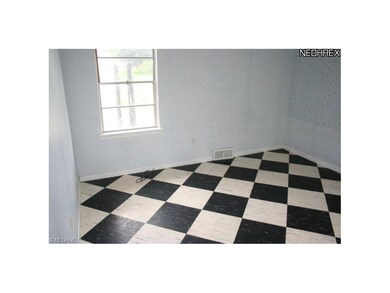 28942 Ridge Rd, Wickliffe, OH 44092 - photo 6