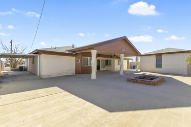 1301 Vista de Oro Dr, El Paso, TX 79935 - photo 4
