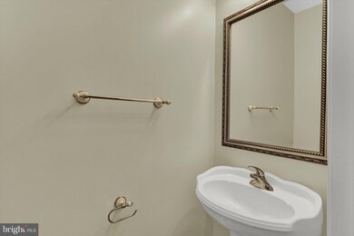 9023B Hines Rd, Baltimore, MD 21234 - photo 7