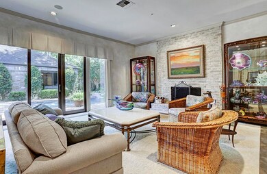 10214 Briar Dr, Houston, TX 77042 - photo 5