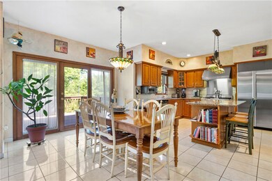KITCHEN - Eat-in Kitchen with opens directly onto