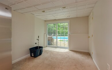 22 Eastgate Rd, Derry, NH 03038 - photo 4