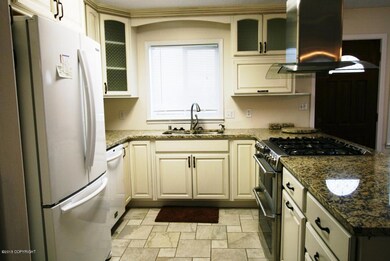 8421 e 10th2