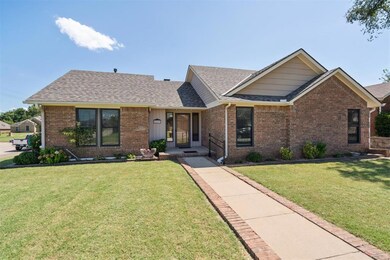 1213 Castle Creek St, Shawnee, OK 74804 - photo 2