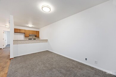 511 Union Ave, Filer, ID 83328 - photo 7