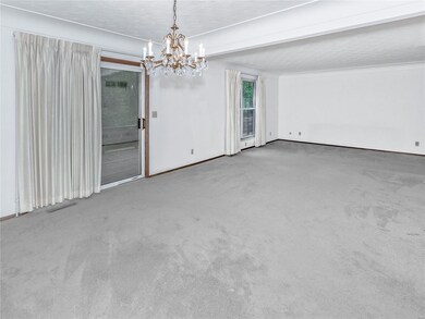 711 Valley Dr, Maryville, IL 62062 - photo 6