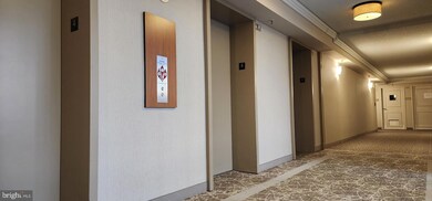 Chelsea Towers unit 415, Bethesda, MD 20817 - photo 4