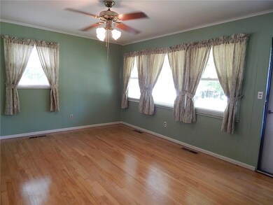 20 Massachusetts Ave, Millinocket, ME 04462 - photo 5