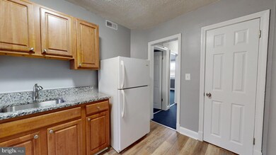 3430 Mayfield Ave unit B, Baltimore, MD 21213 - photo 7