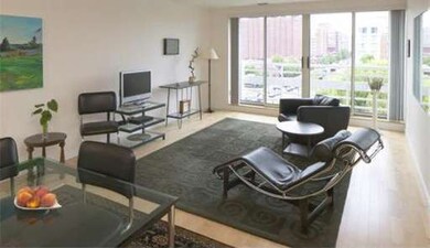 Thomas Graves Landing unit 609, Cambridge, MA 02141 - photo 7