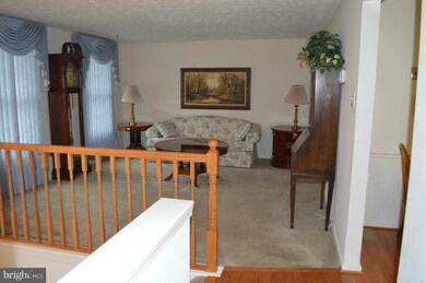 6378 Woodburn Ave, Elkridge, MD 21075 - photo 6