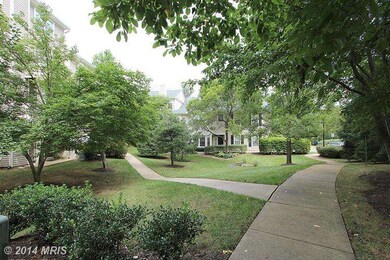 11405 Windleaf Ct unit 27, Reston, VA 20194 - photo 3