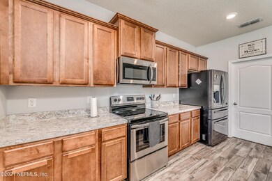 9082 Emma Jean Ct, Jacksonville, FL 32211 - photo 7