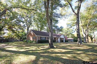 1406 1406 Alamo Dr, Tyler, TX 75701 - photo 2