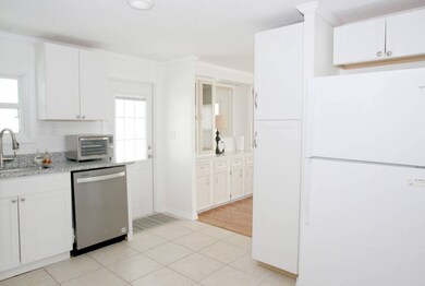 333 Desoto St, Nokomis, FL 34275 - photo 3